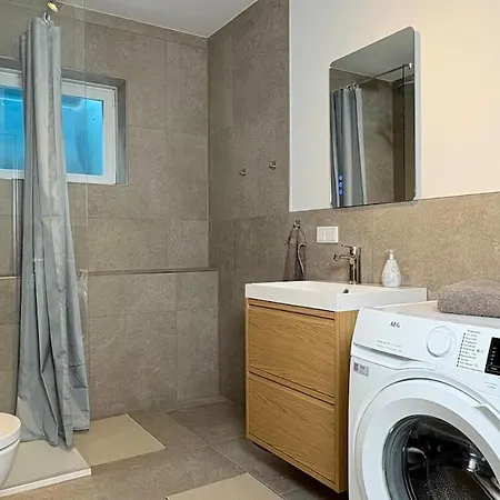 Appartement Newly Renovated 4-room Near Ingolstadt